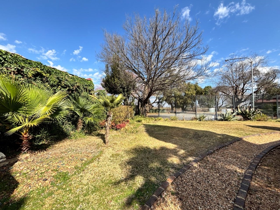 3 Bedroom Property for Sale in Mooivallei Park North West